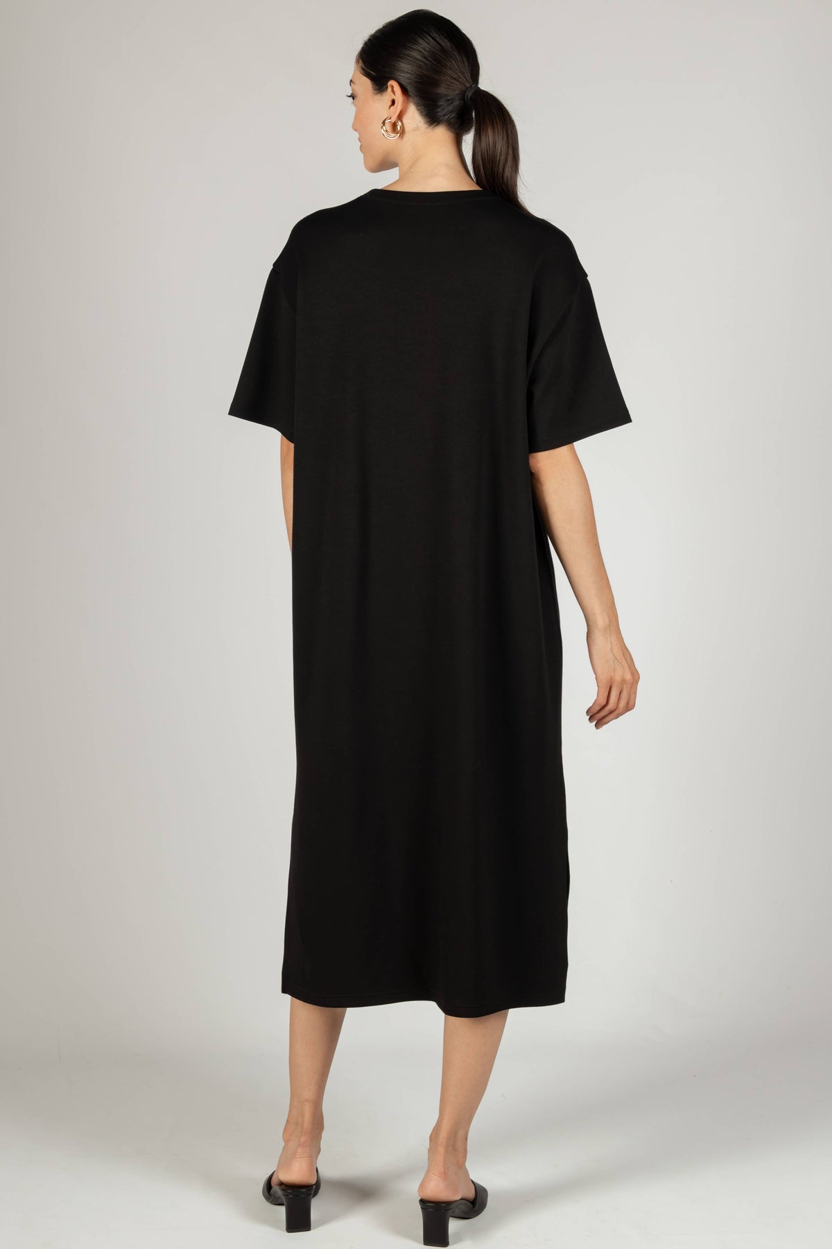 P. CILL Butter Modal Midi T-Shirt Dress: WHITE OR BLACK