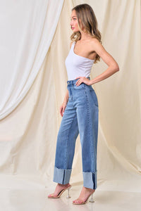 STRAIGHT LEG BOYFRIEND FIT CUFFED JEANS -LT DENIM
