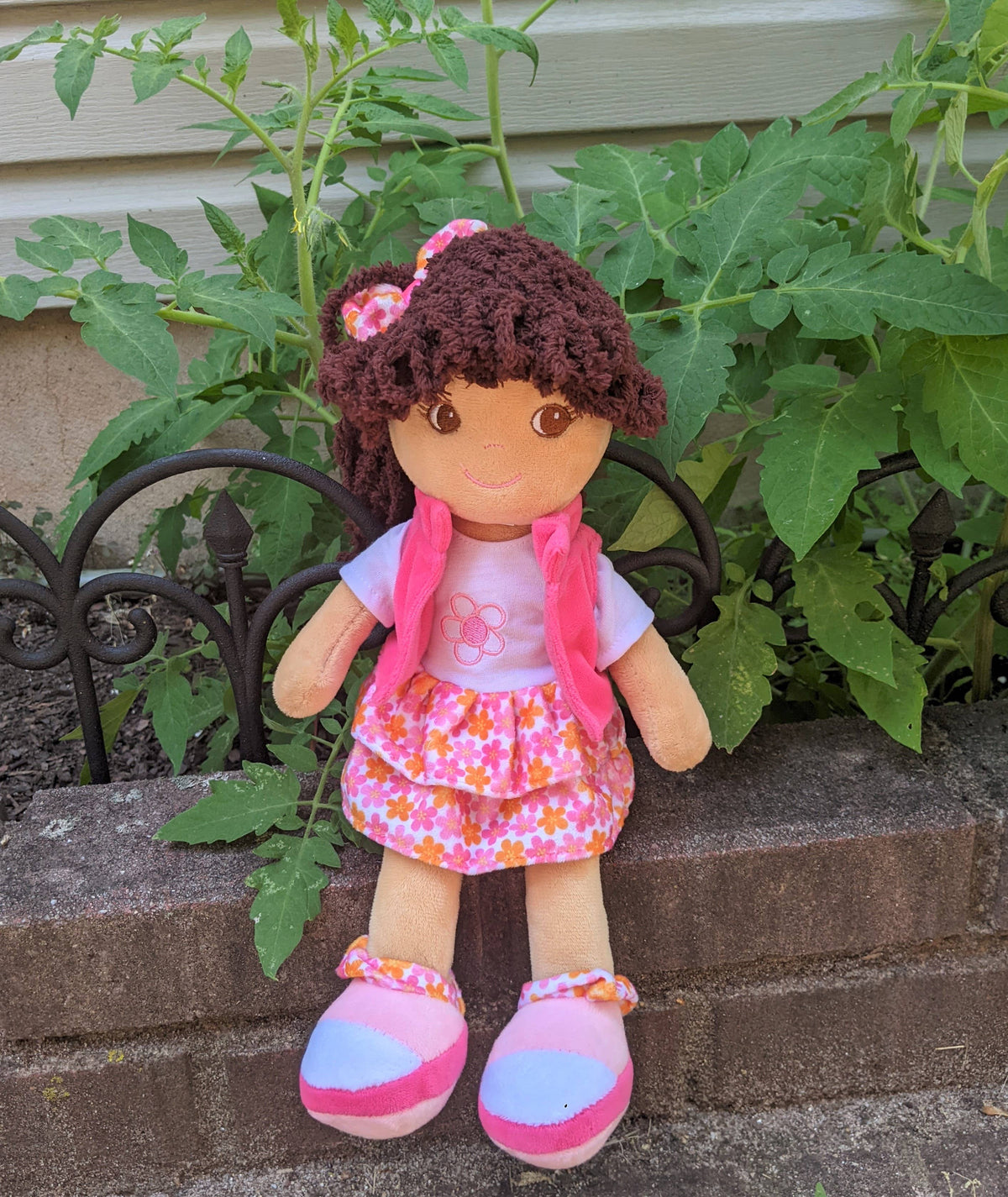 Lola  Fun Outing Doll