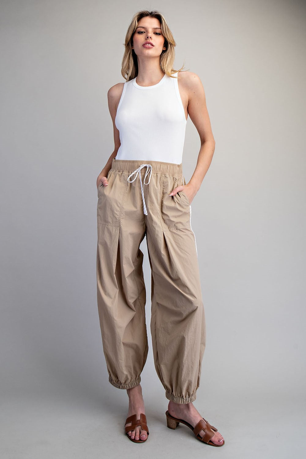 Klarity Contrast One Piece Sleeveless Jumpsuit