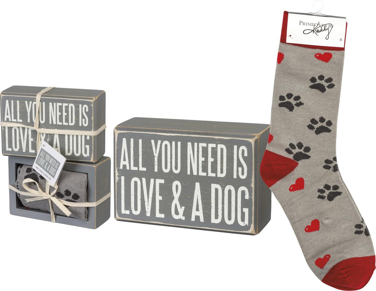 Box Signs & Sock Set