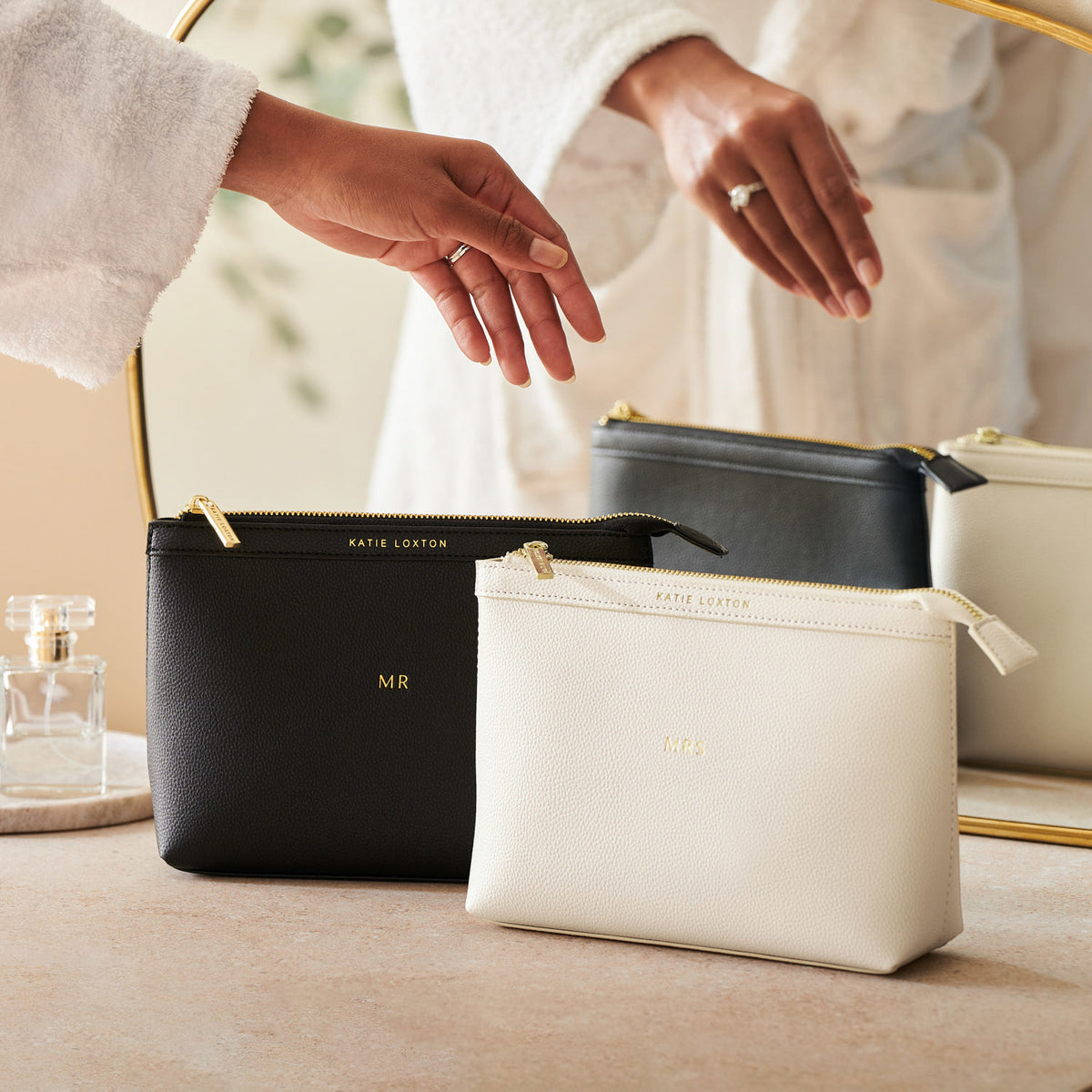 Toiletry Bags Set 'Mr & Mrs'