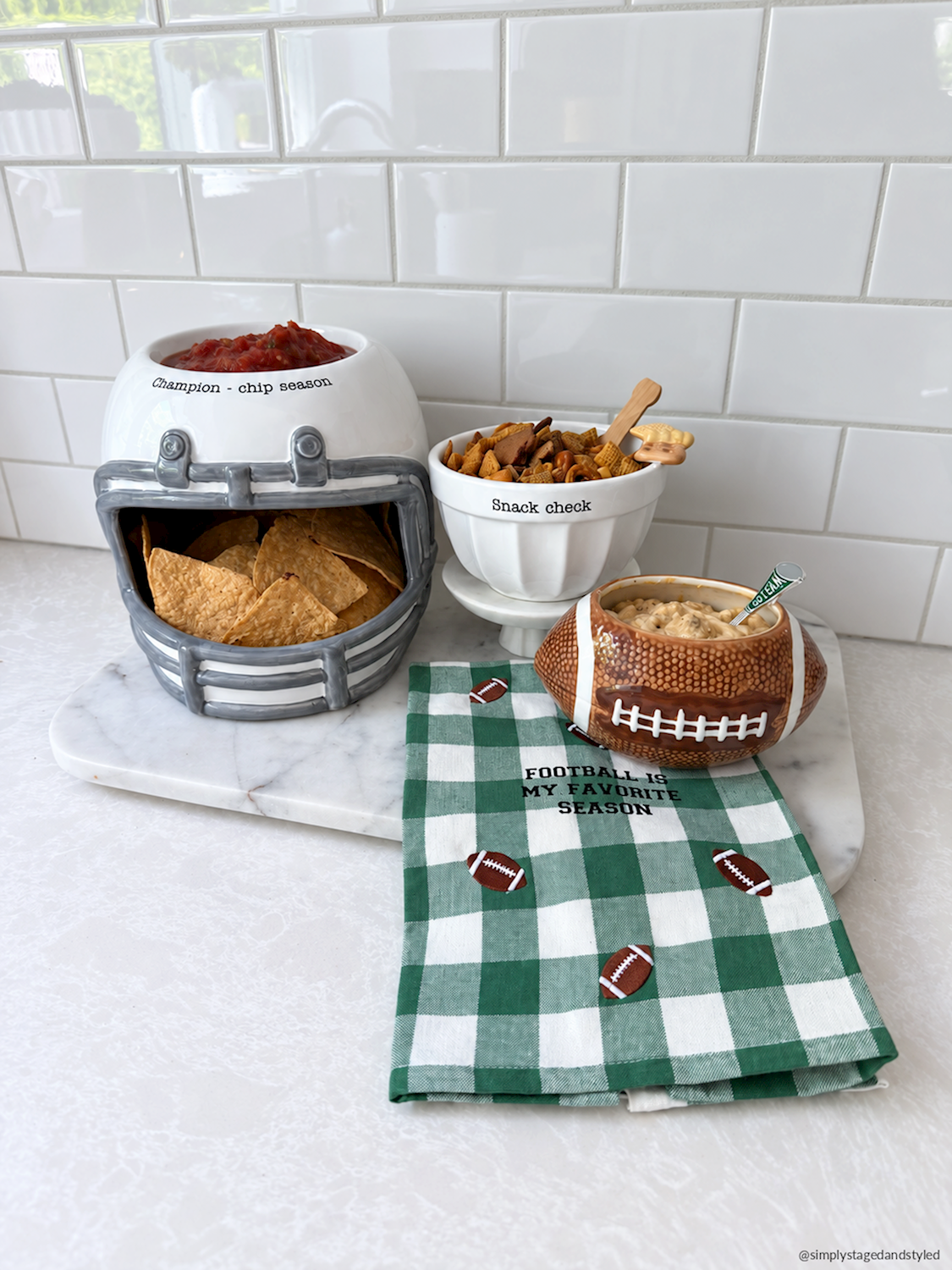 Football Helmet Chip & Dip