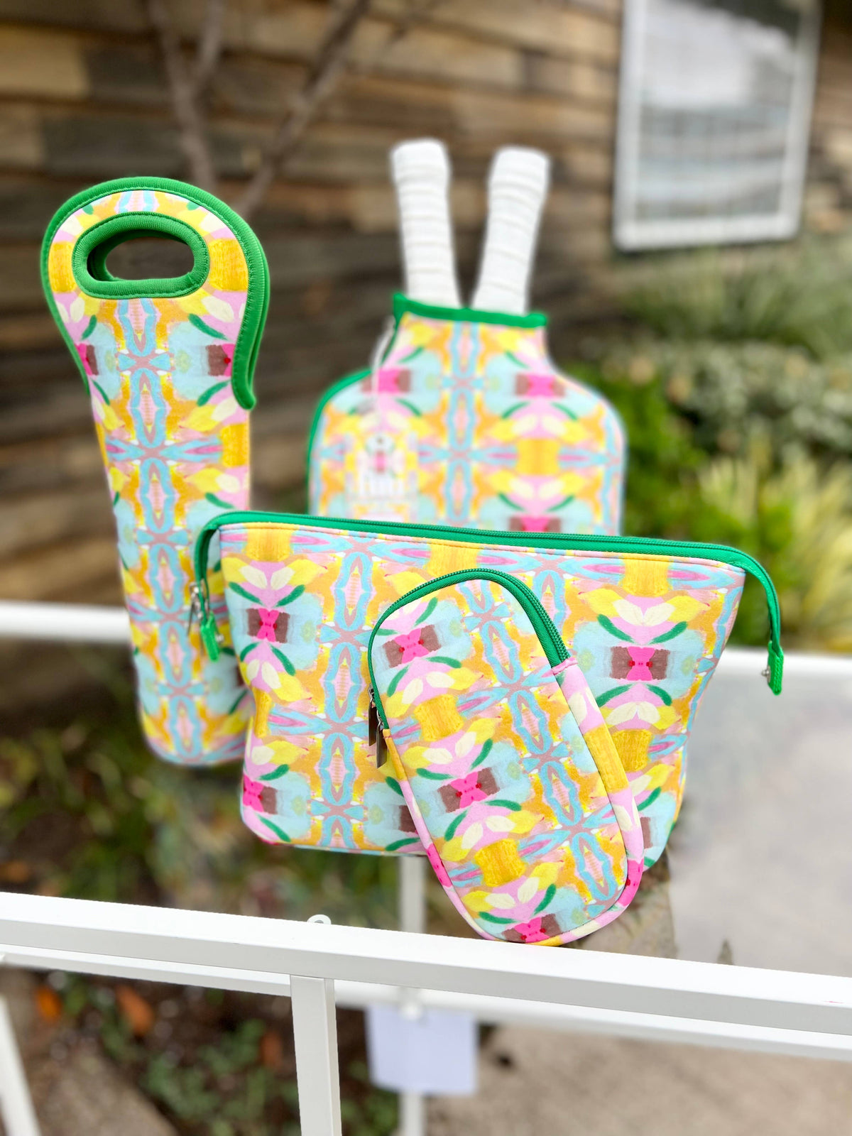 Laura Park With a Twist Large Makeup Bag
