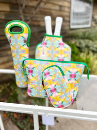 Laura Park With a Twist Large Makeup Bag