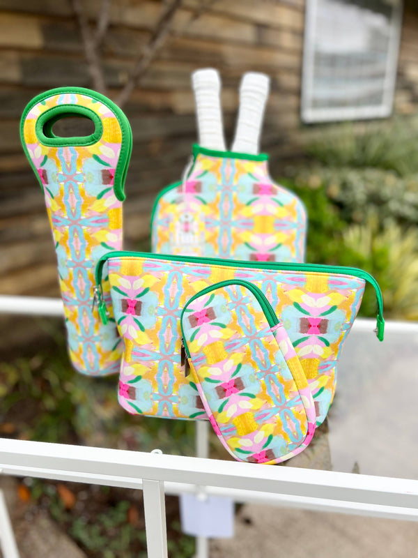 Laura Park With a Twist Large Makeup Bag