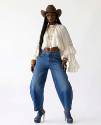 Radiant Mesh Lace Flare Blouse: Off-white / S