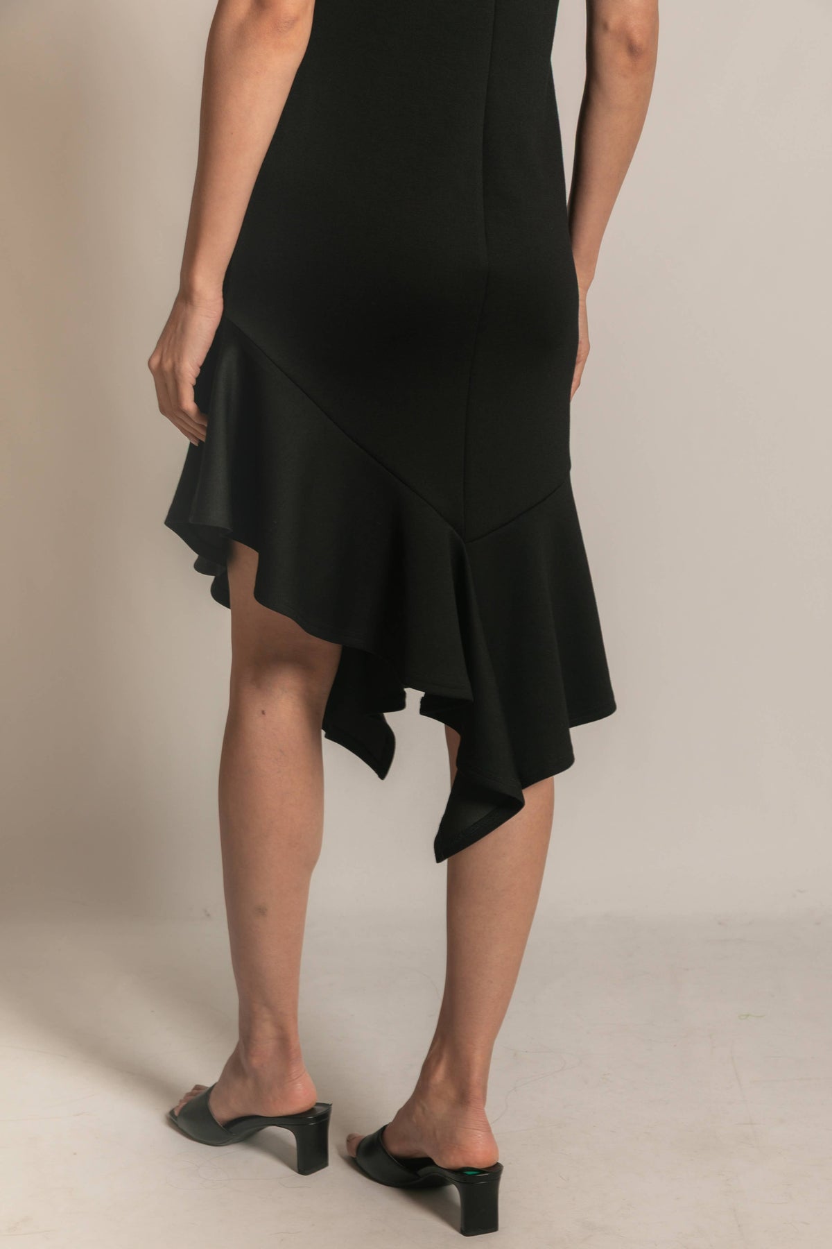 P. CILL Butter Modal Ruffle Bottom Sleeveless Midi Dress: Black / L