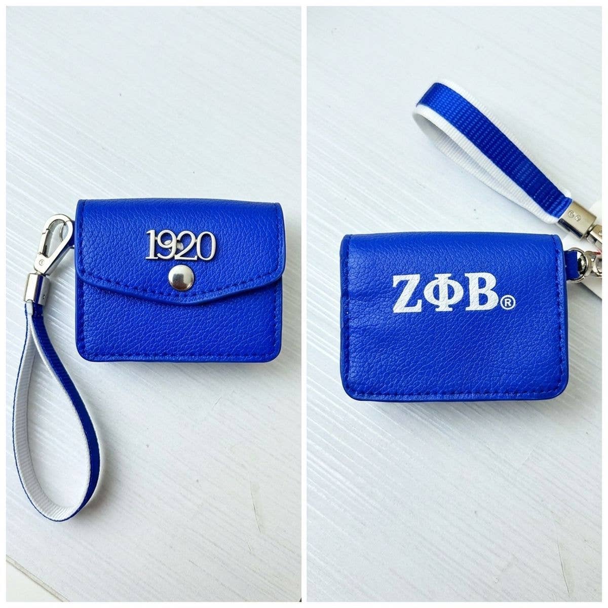 ZPB Blue 1920 Earbud Mini Snap Case with Clip: Blue and White / Multi Tone / 3 x 1 x 2.25 inches