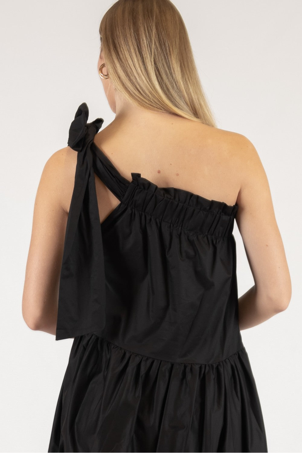 Poplin One Shoulder Ruffle Bottom Maxi Dress - Black Small Poplin One Shoulder Ruffle Bottom Maxi Dress - Black Small