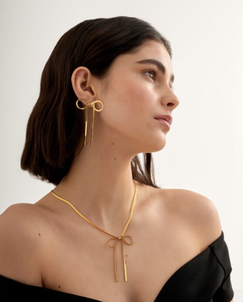 Amelie Waterproof Gold Bow Necklace