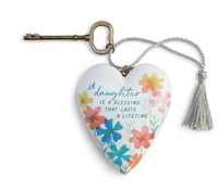 ART HEART COLLECTION
