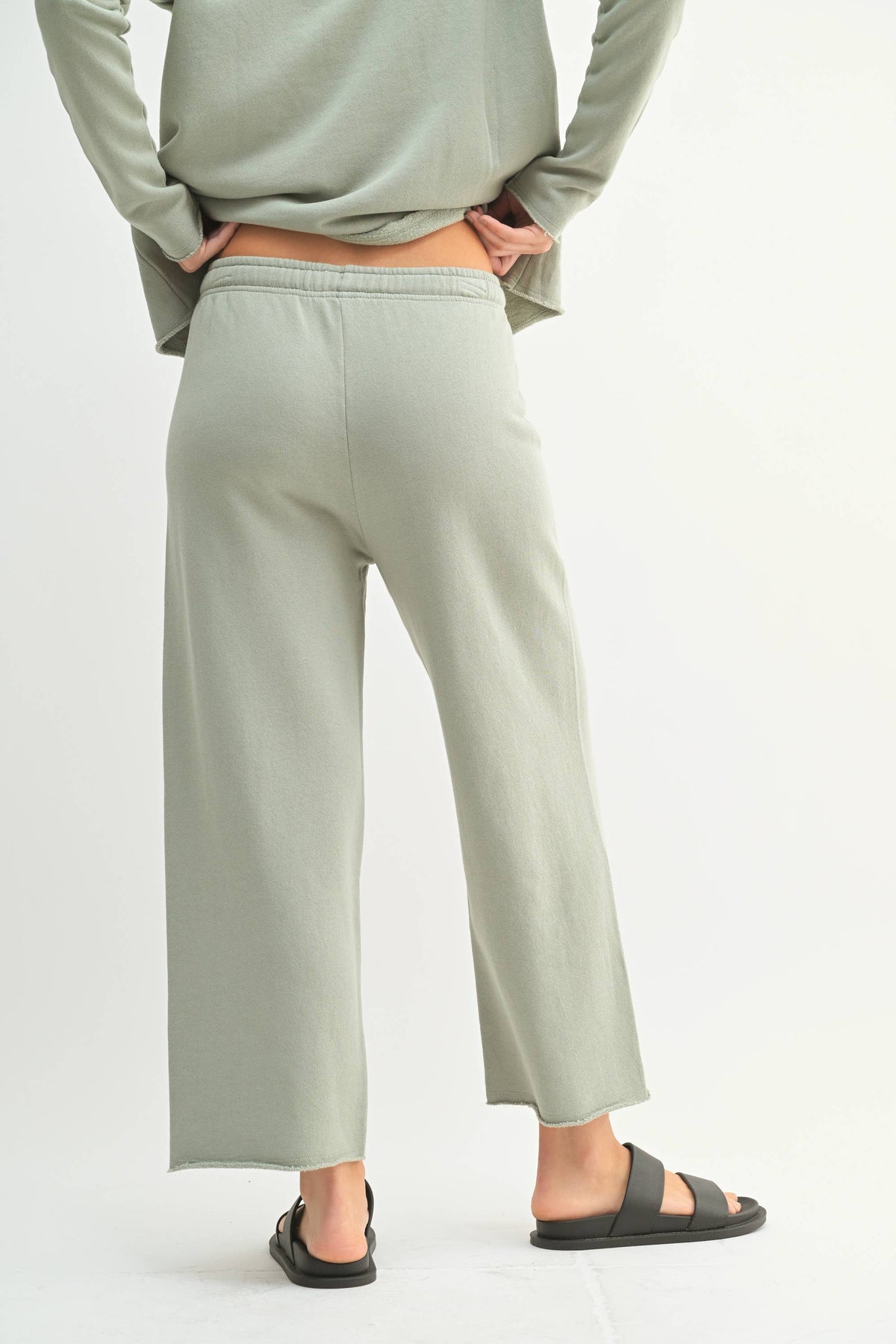 Malibu Wide-Leg Fleece Pants: SHADOW / S:M:L (2:2:2)