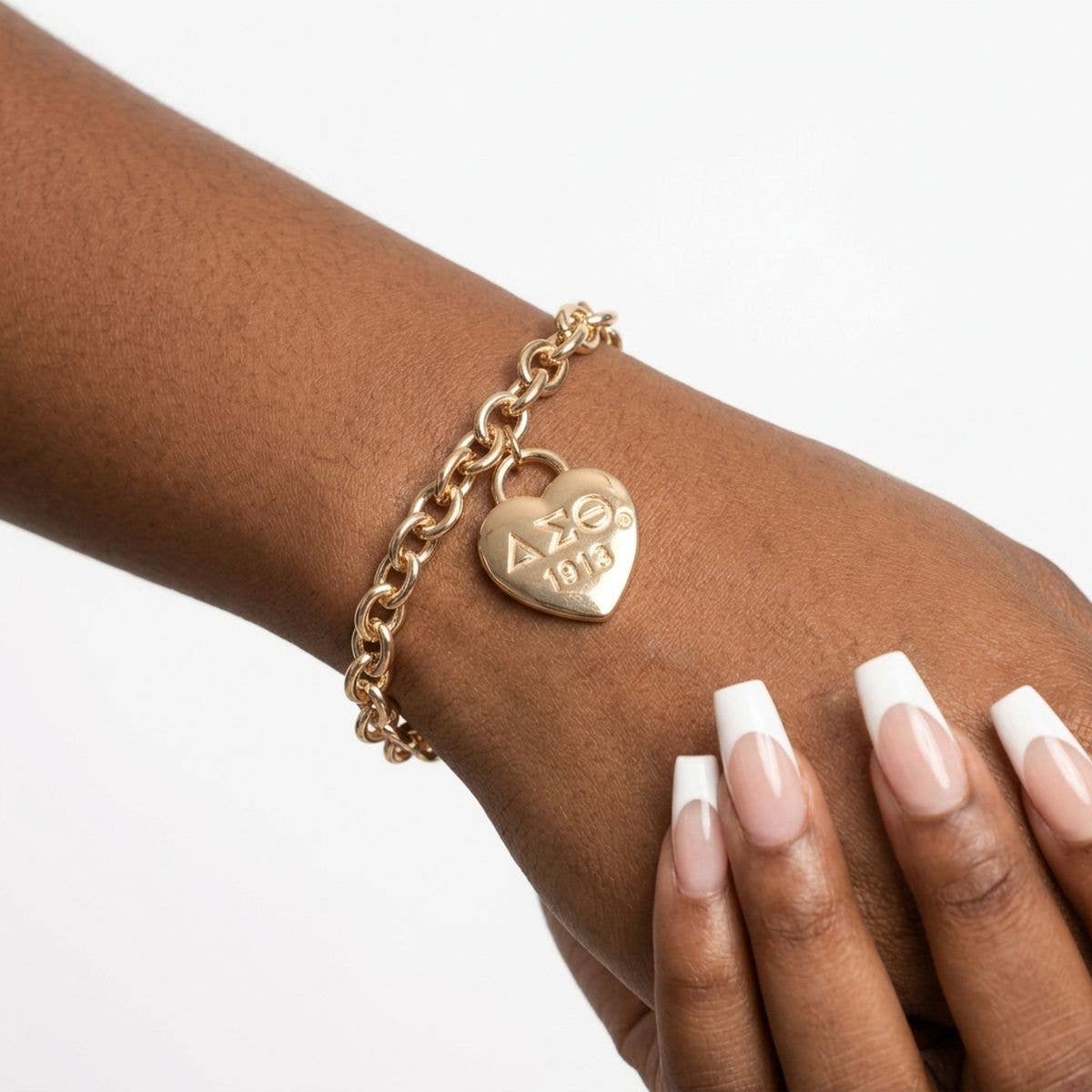 DST Gold 1913 Legacy Heart Lock Chain Bracelet: Gold / Gold / 8 inches