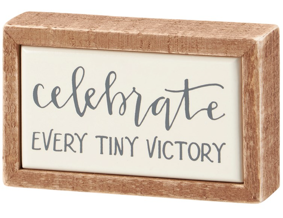 Celebrate Box Sign Mini