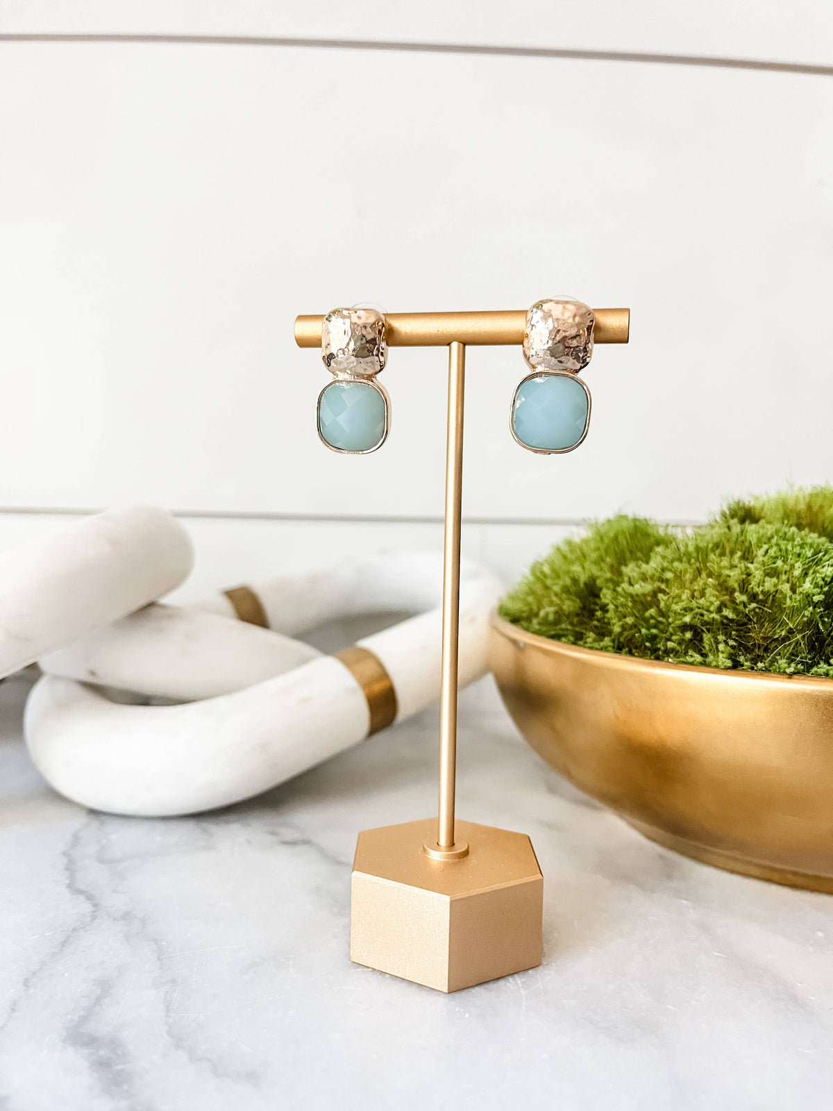 Hammered Gold and Aquamarine earrings