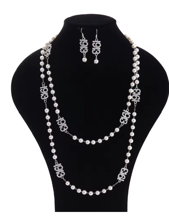 1913 Pearl Necklace