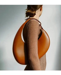 Willow Leather Purse: Black or Brown