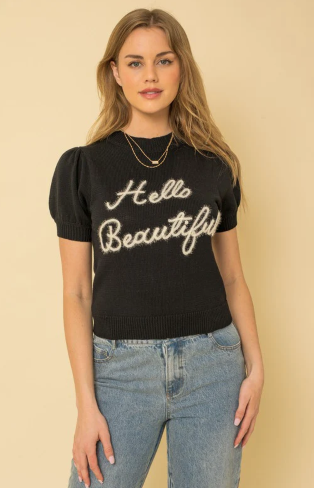 Gilli "Hello Beautiful" Short Sleeve Sweater Top