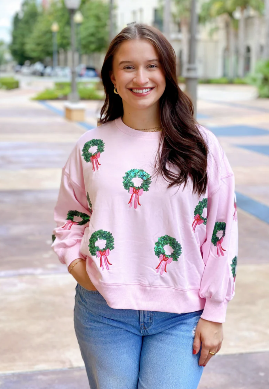 Millie Sweatshirt - Pink & Green Wreaths | Christmas