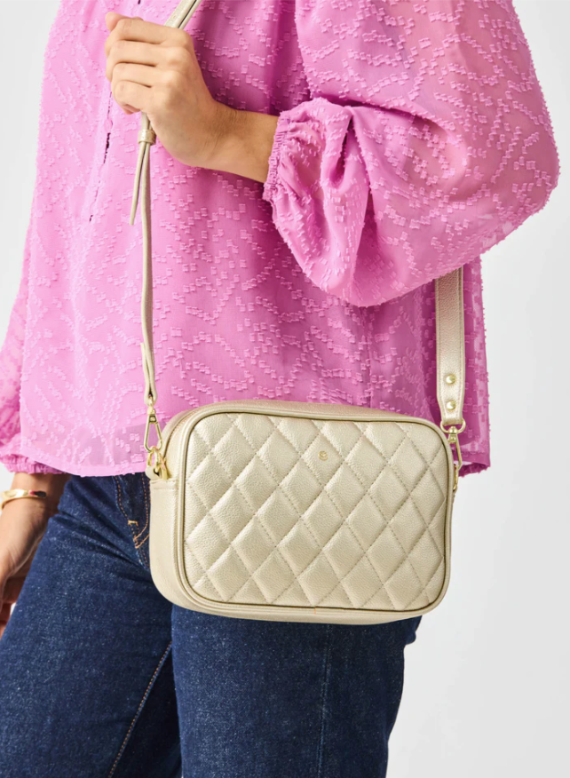 Essential Quilted Crossbody Bag