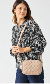 Essential Quilted Crossbody Bag