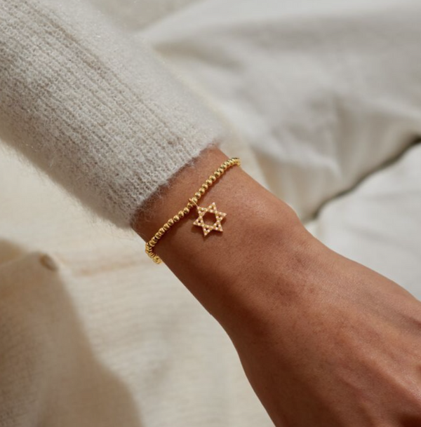 A Little 'Happy Hanukkah' Bracelet In Gold-Tone Plating