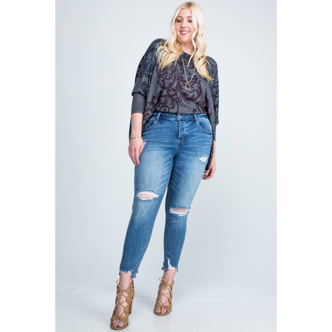 Distressed Jeans-Curvy