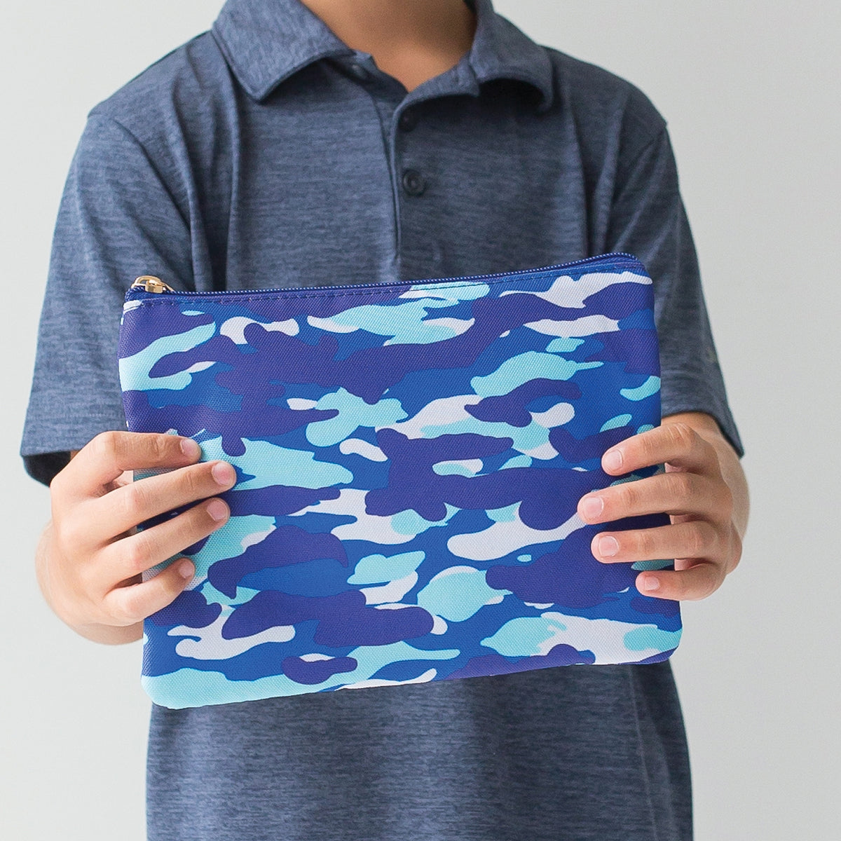 POUCH ZIPPERED "BLUE CAMO"