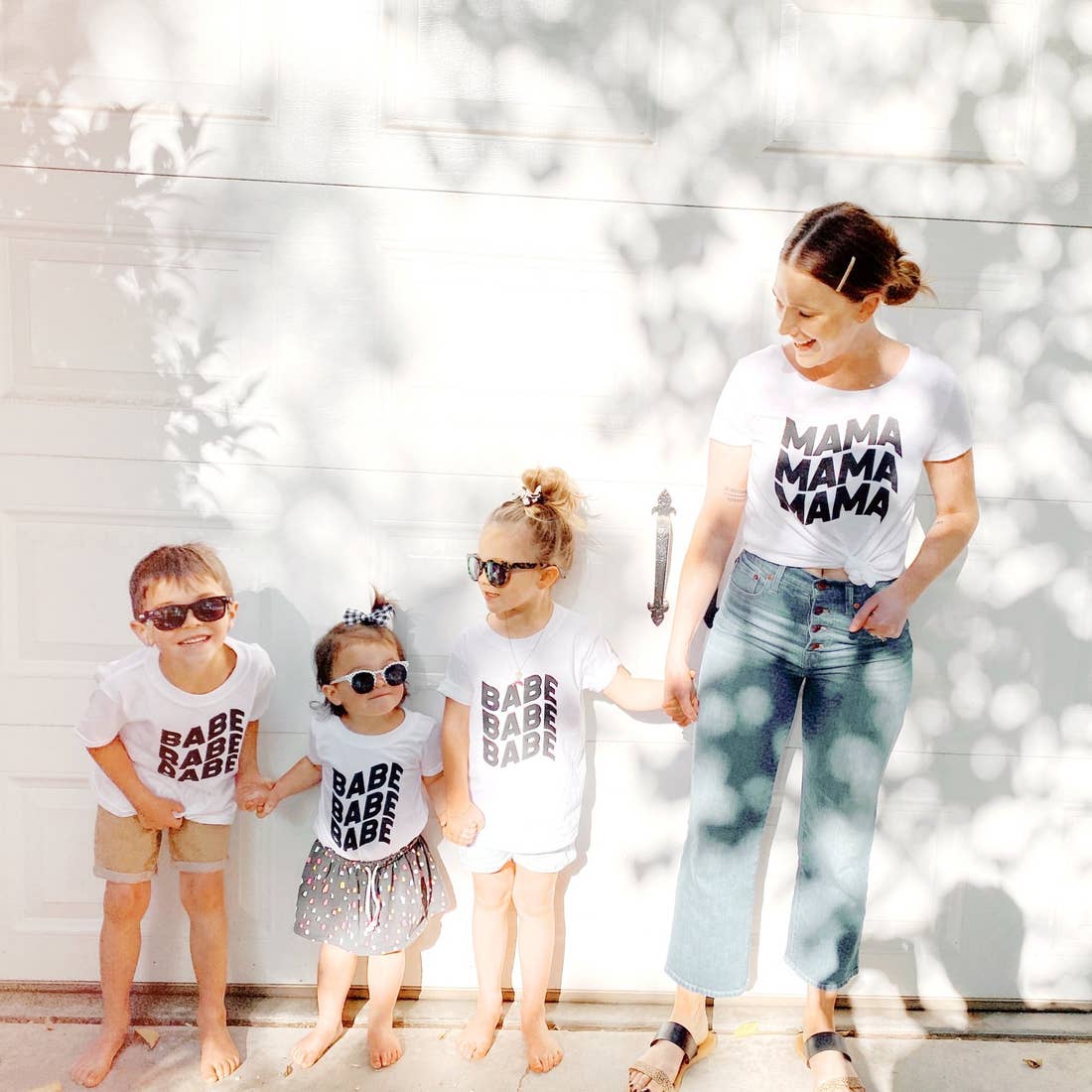 groovy mama tee