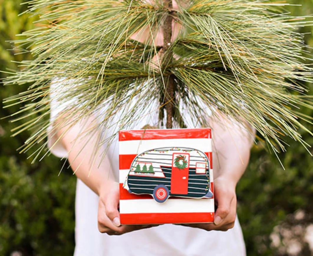 HAPPY EVERYTHING 2022 HOLIDAY PARTY CAMPER  ATTACHMENT